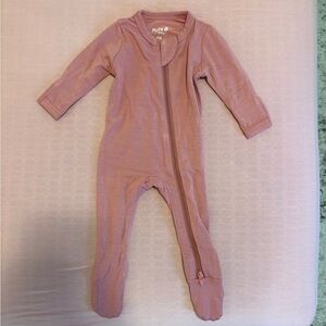 Kyte BABY Mauve Zippered Footie